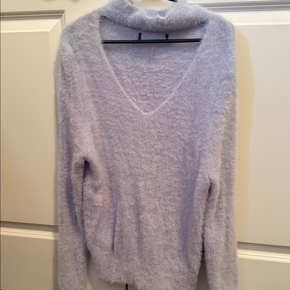 Forever 21 Lilac Fuzzy V-Neck Pullover Sweater